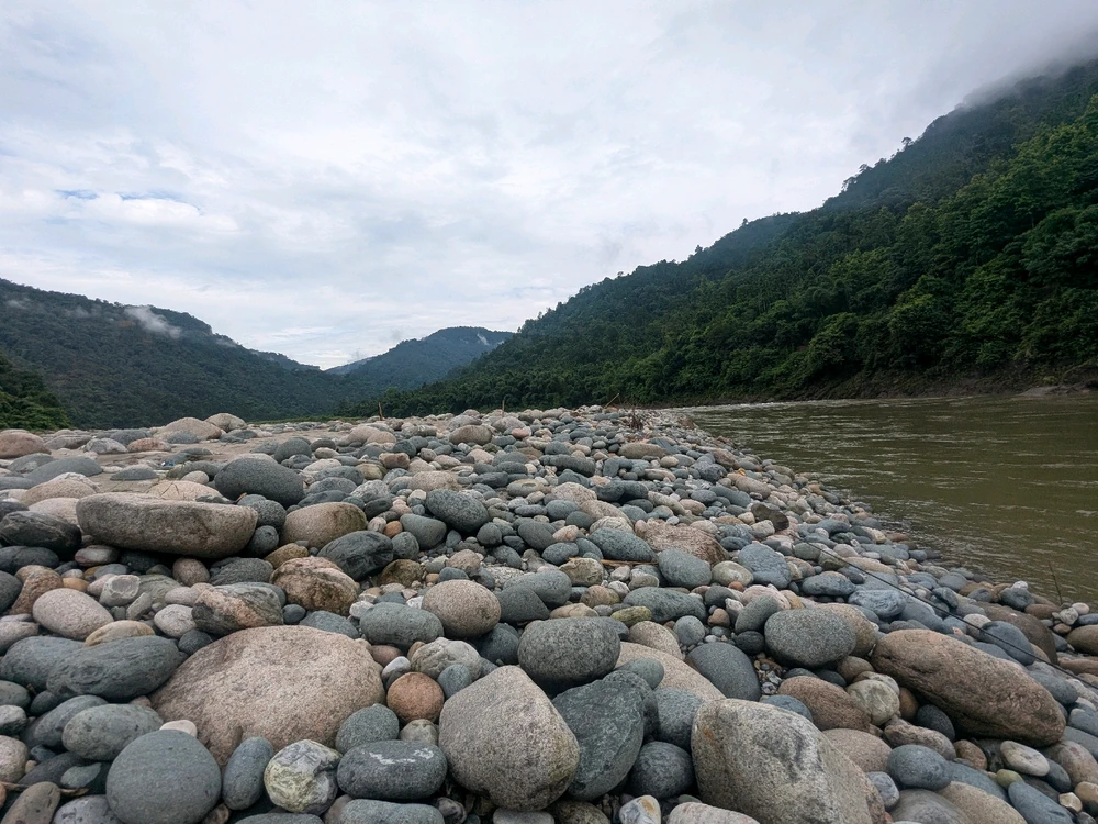 GIF uploaded by Diam