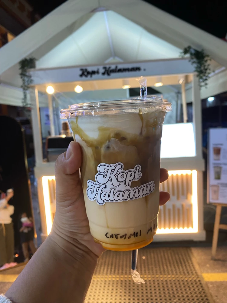 GIF uploaded by Mademoiselle Amy