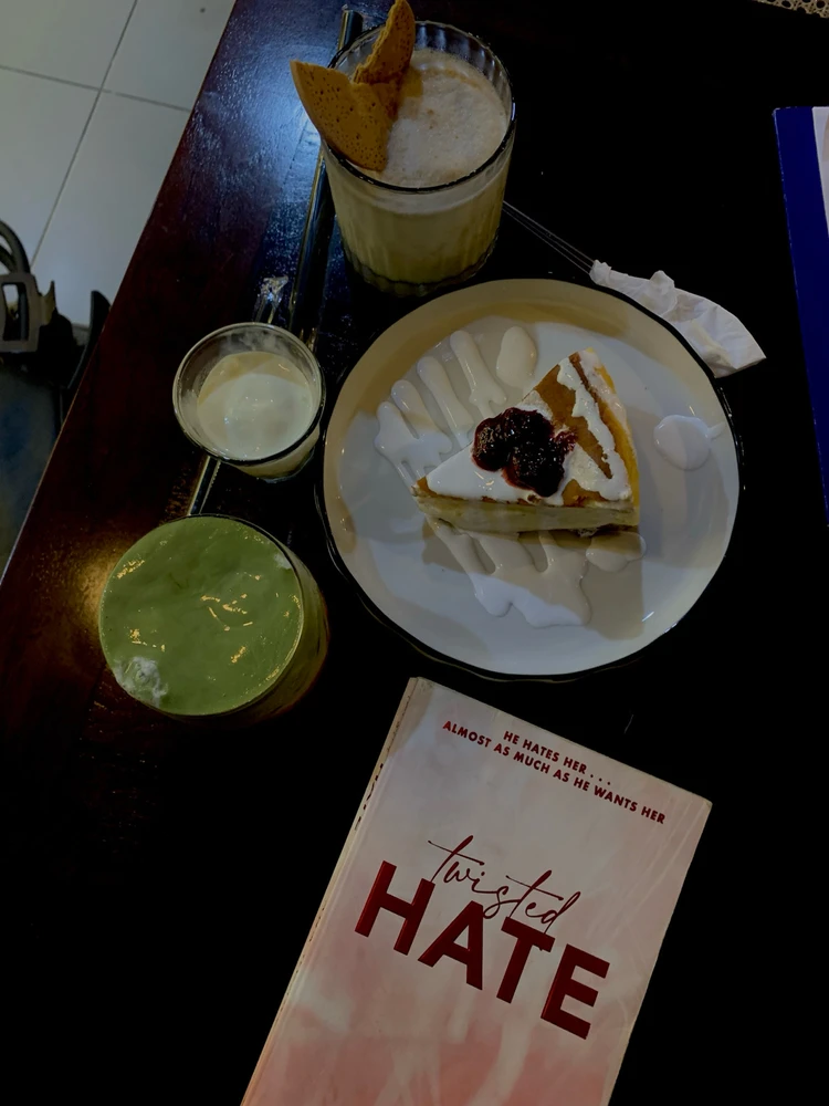 GIF diunggah oleh Dea