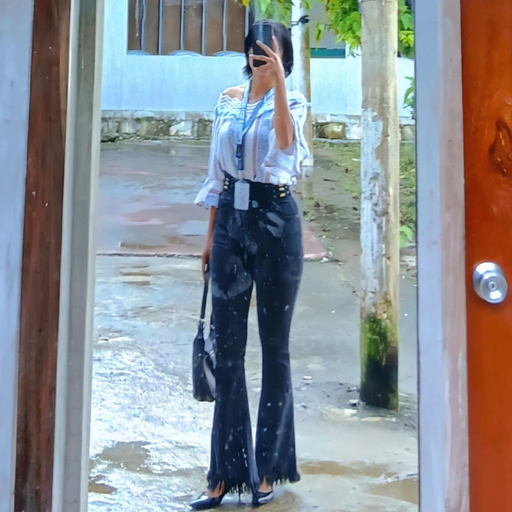 I-upload ni Honey ang larawan