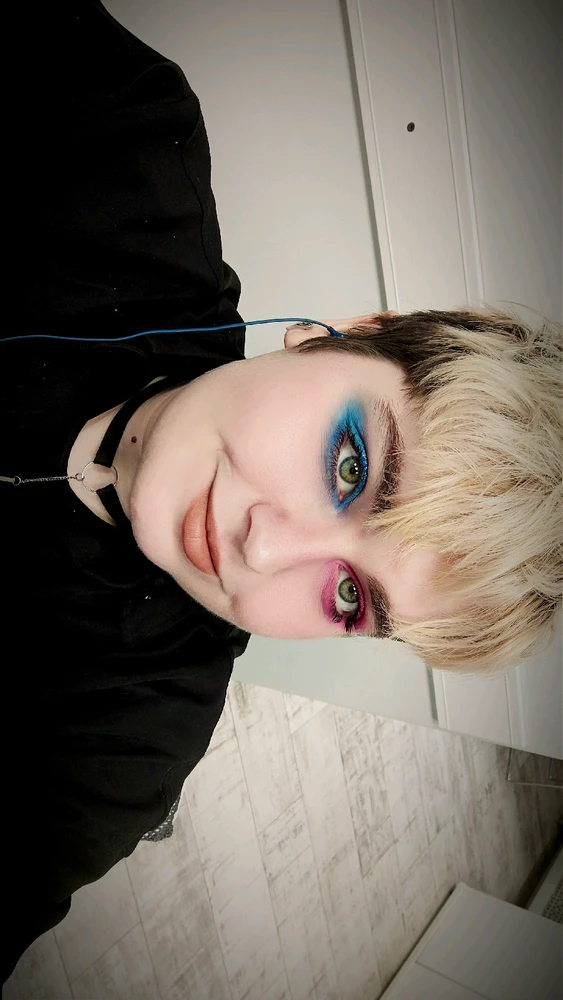 Фото загрузил luci.