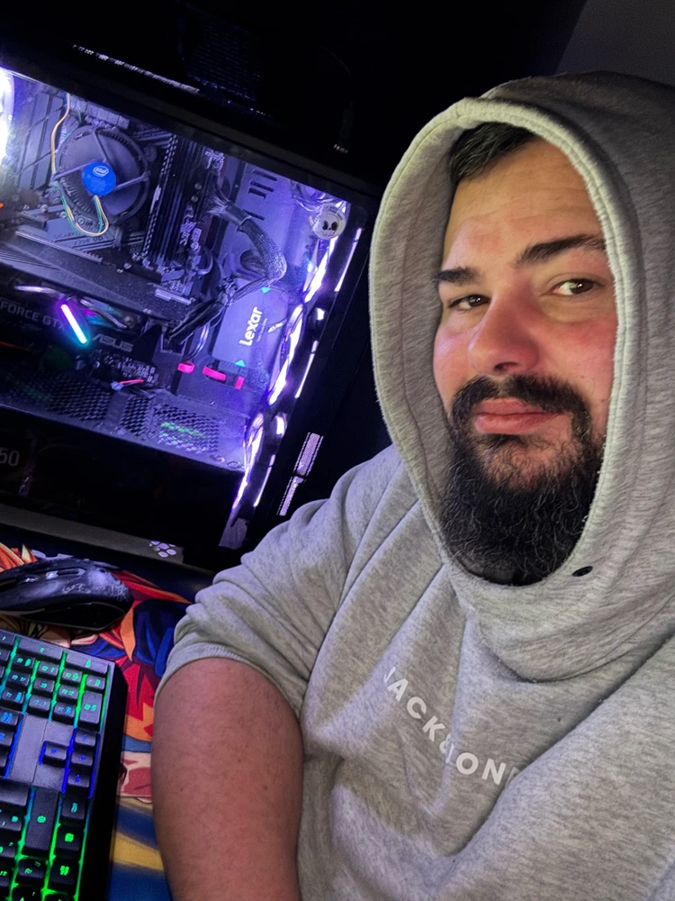 GIF uploaded by Martyn