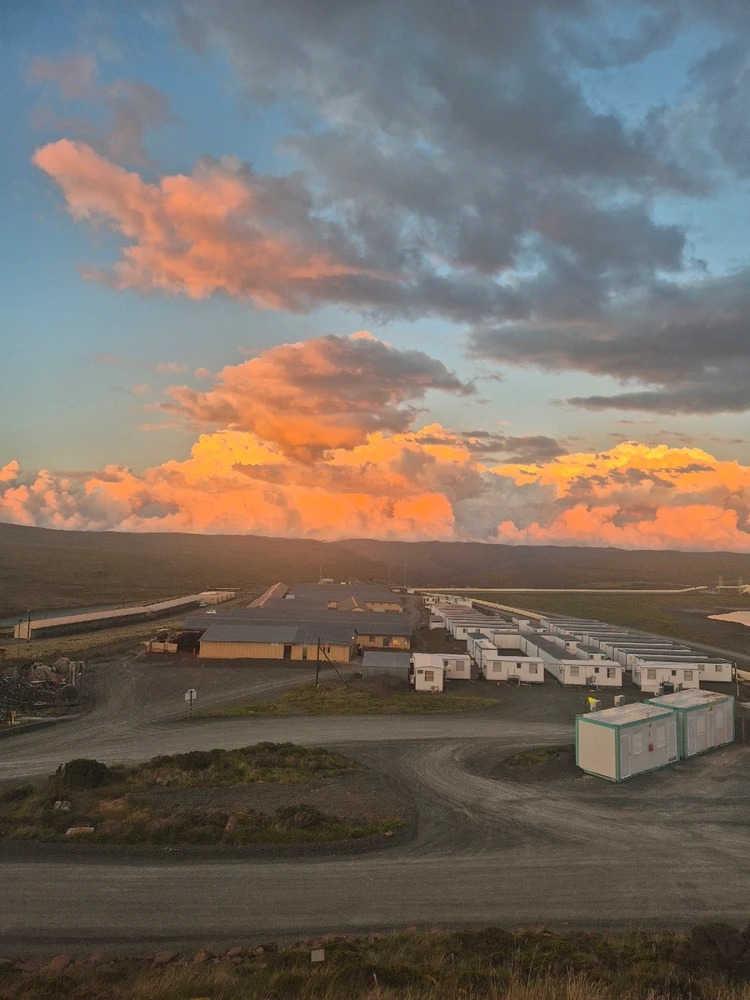 GIF uploaded by Frans