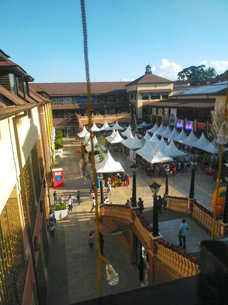 GIF uploaded by Riri