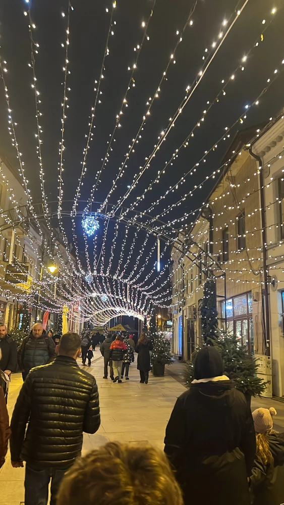 Imagine încărcată de Adriano