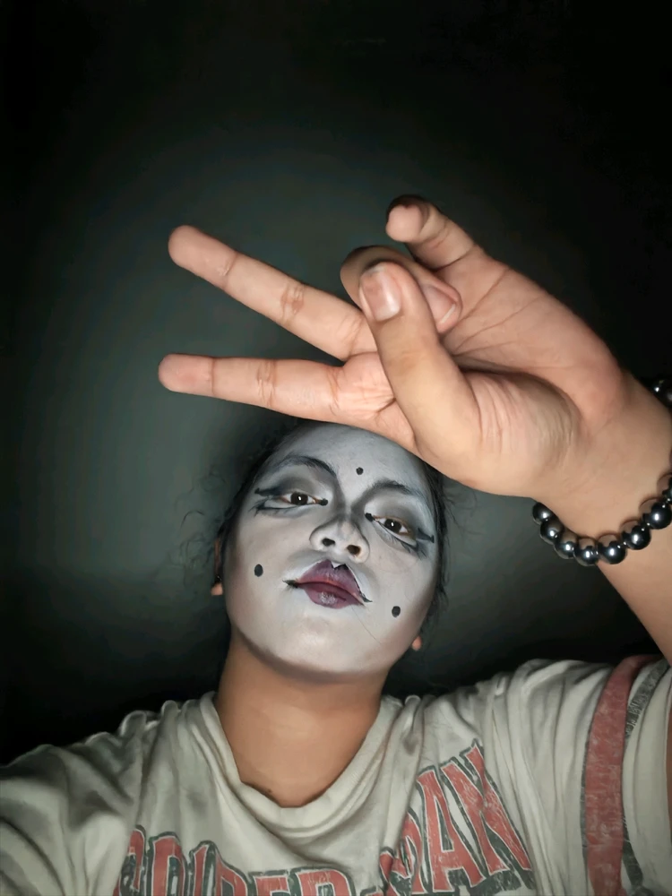 GIF uploaded by Alex