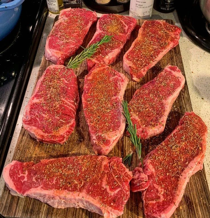 GIF uploaded by Melyn J.