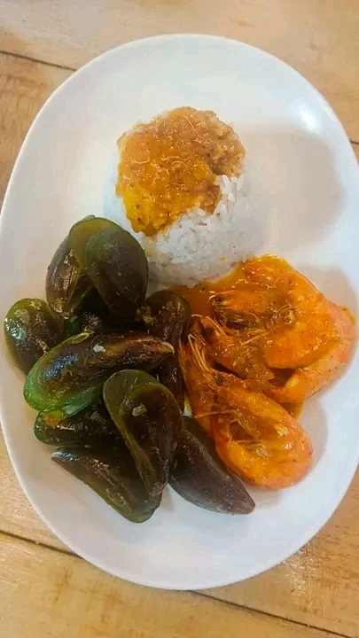 GIF uploaded by Styl