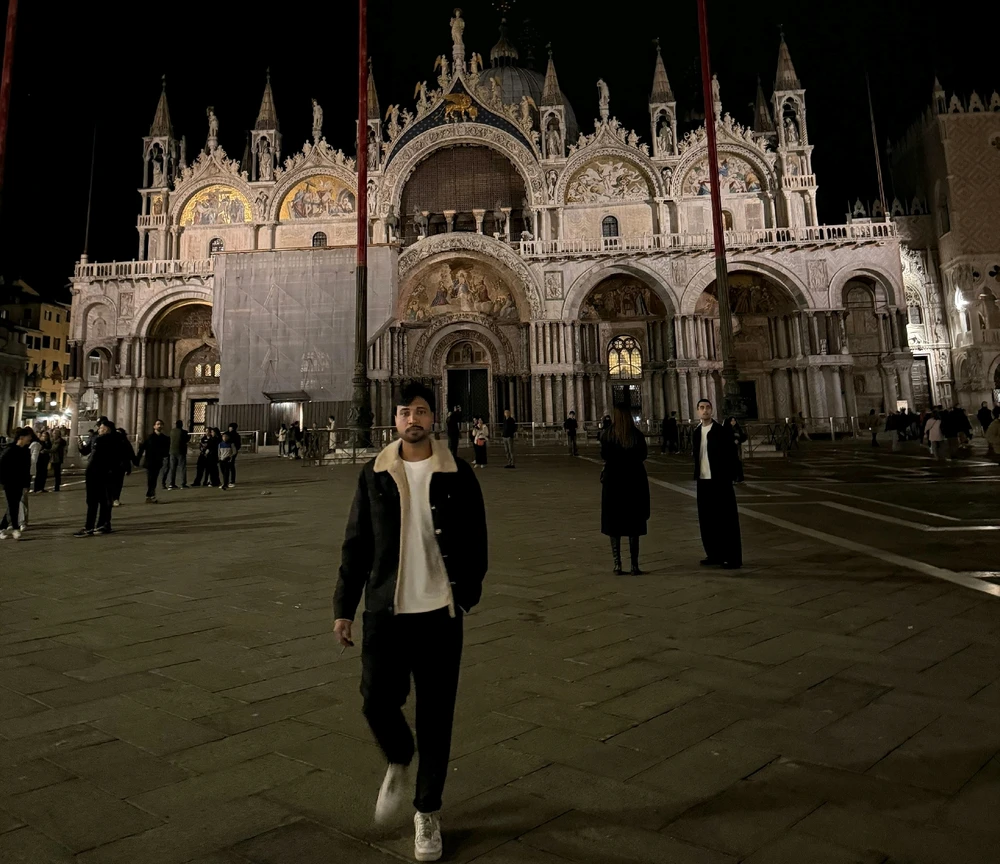 GIF uploaded by Shanu