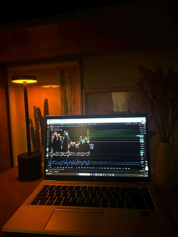 GIF uploaded by Lina