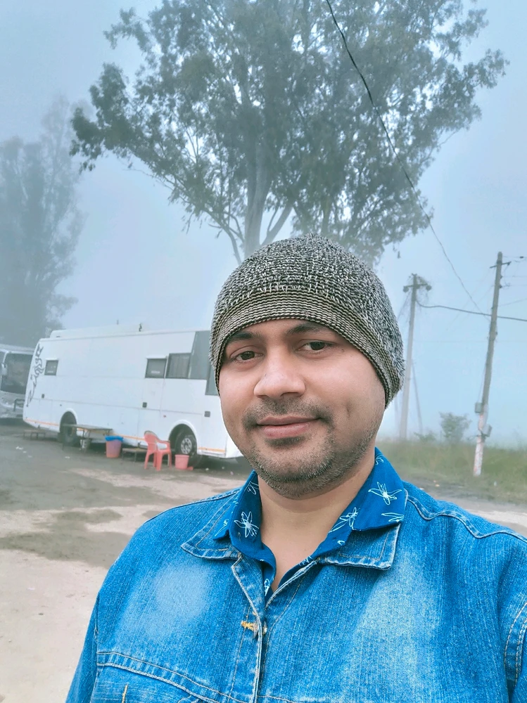 GIF uploaded by Yunus