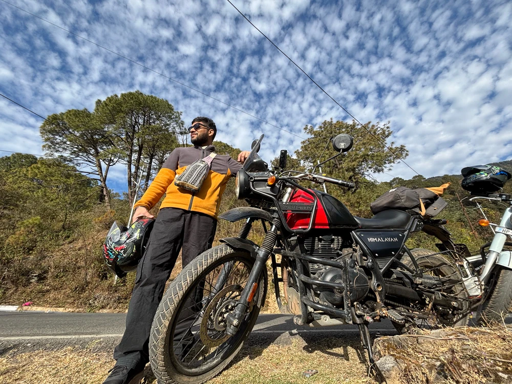 GIF uploaded by Ronak Gupta