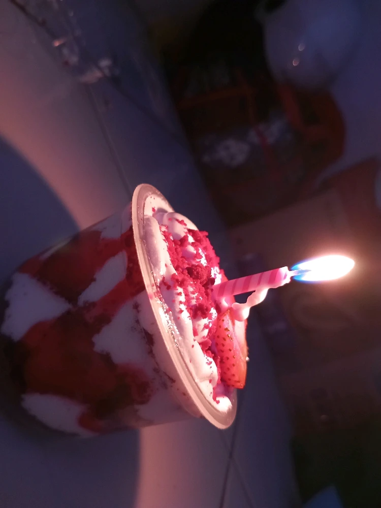 Gambar diunggah oleh Desii