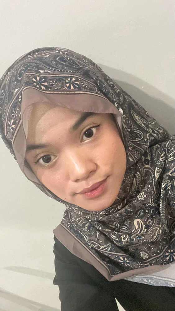 GIF uploaded by nada