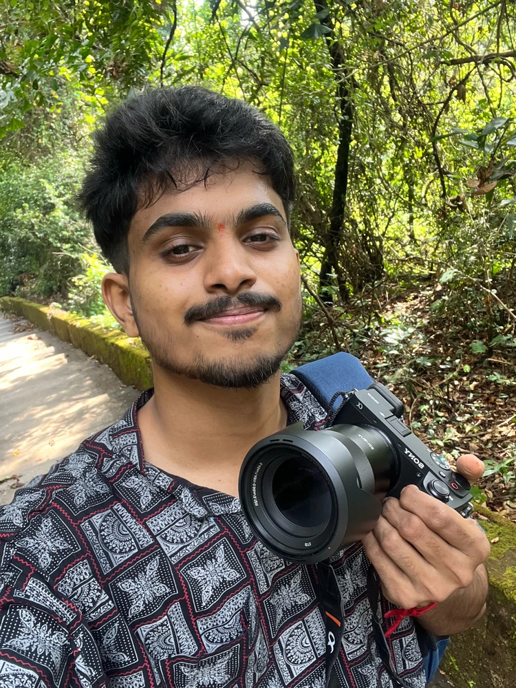 GIF uploaded by Dhanush