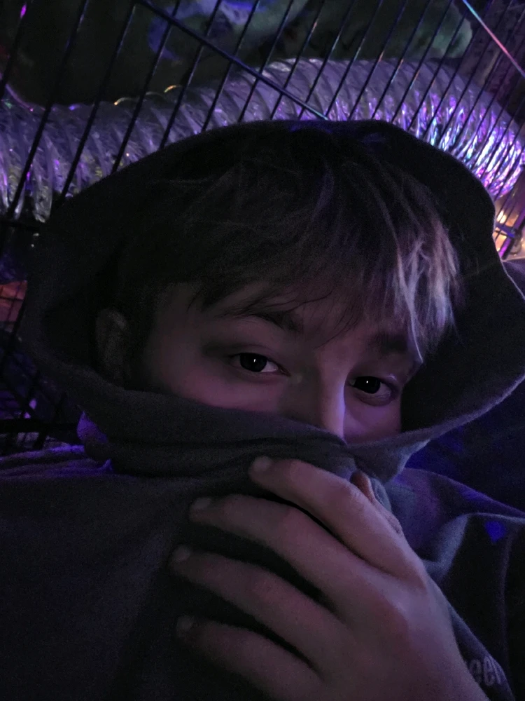 GIF diunggah dening Damon