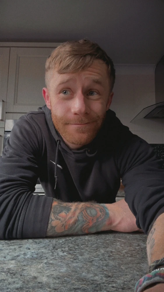 GIF diunggah dening Josh