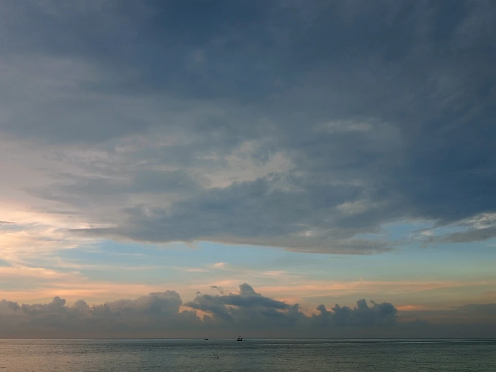 GIF diunggah oleh mila