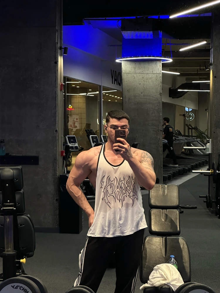 Emre tarafından yüklenen GIF