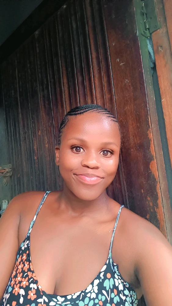 GIF uploaded by Asanda