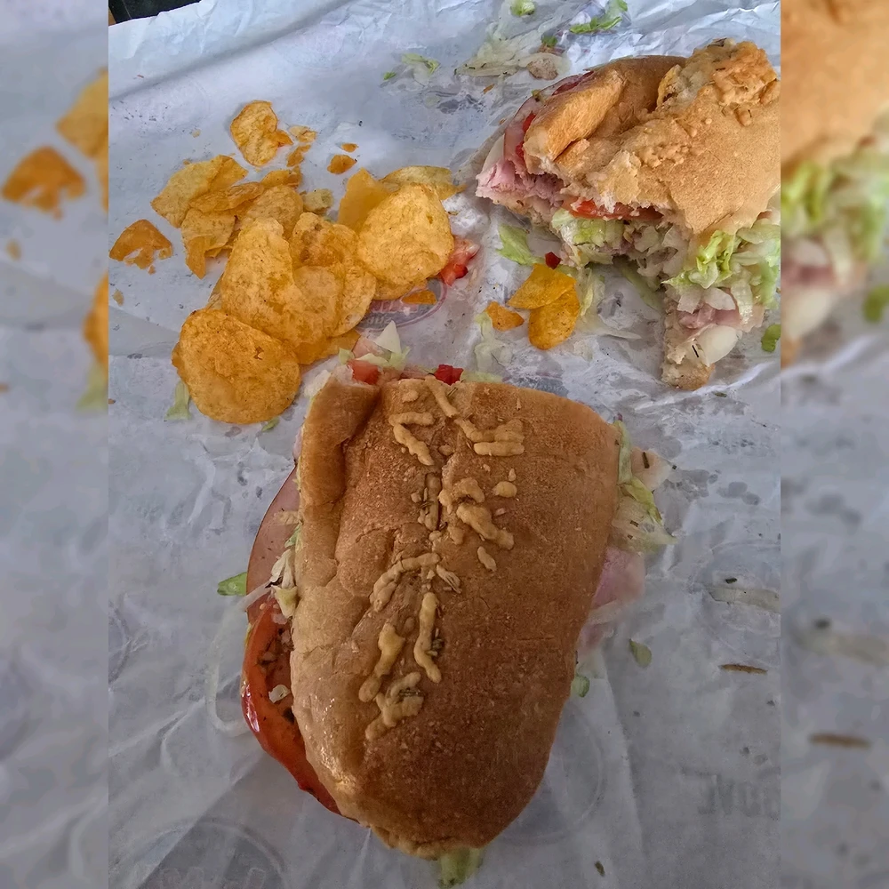 Gambar diunggah dening Tarik