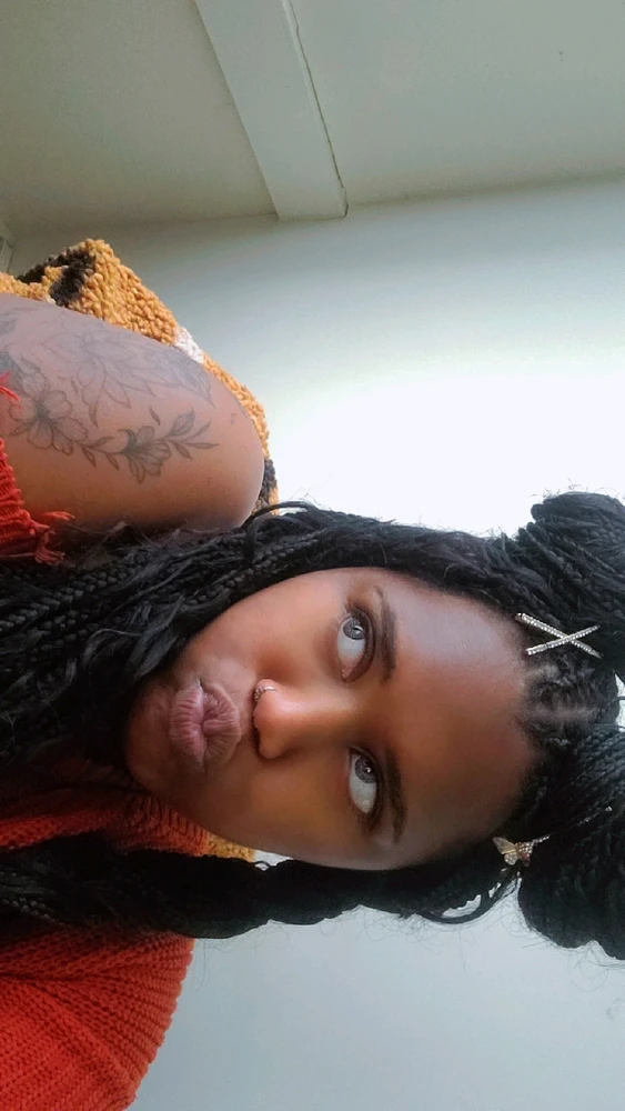 GIF uploaded by Keila