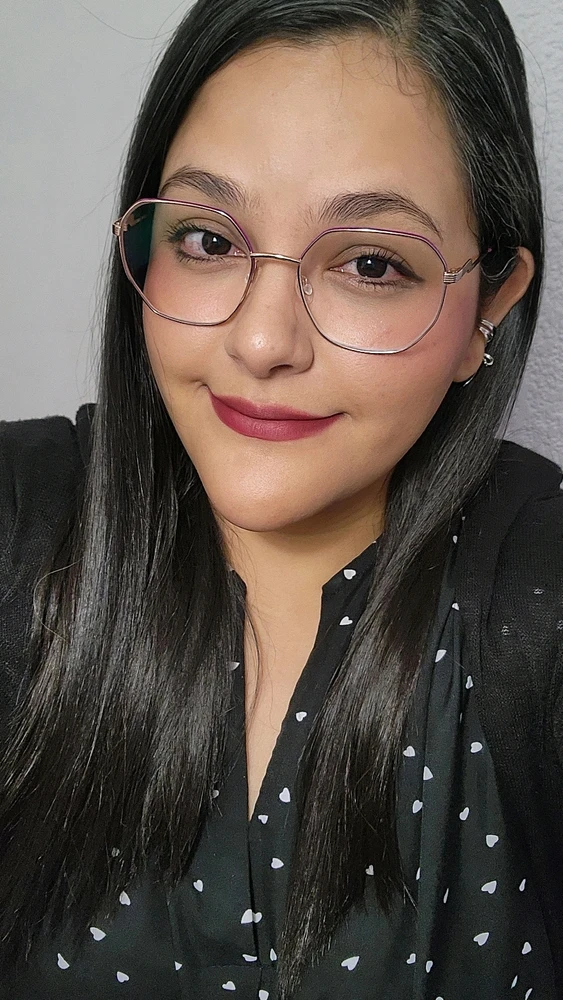 GIF uploaded by Cati