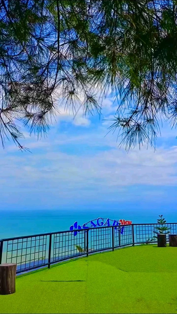 GIF diunggah oleh Sndi