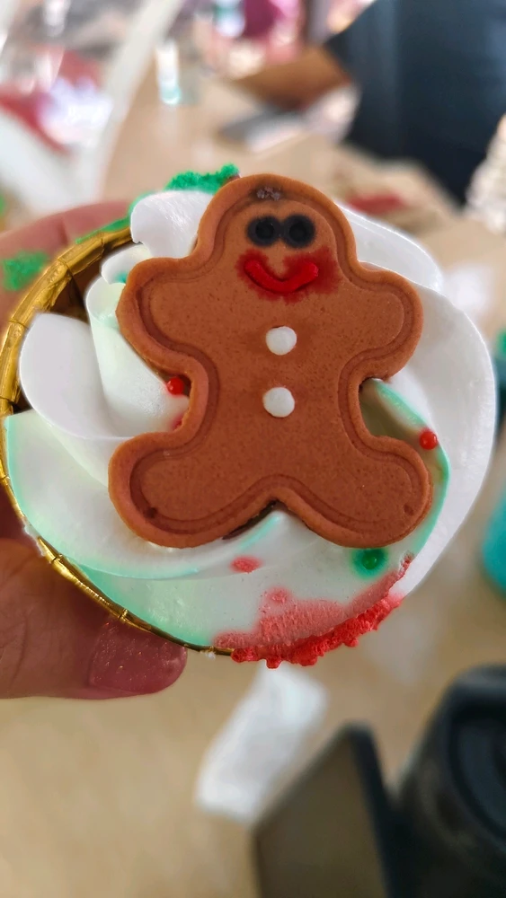 GIF uploaded by Zelle