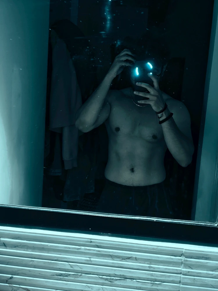 GIF diunggah dening Ish