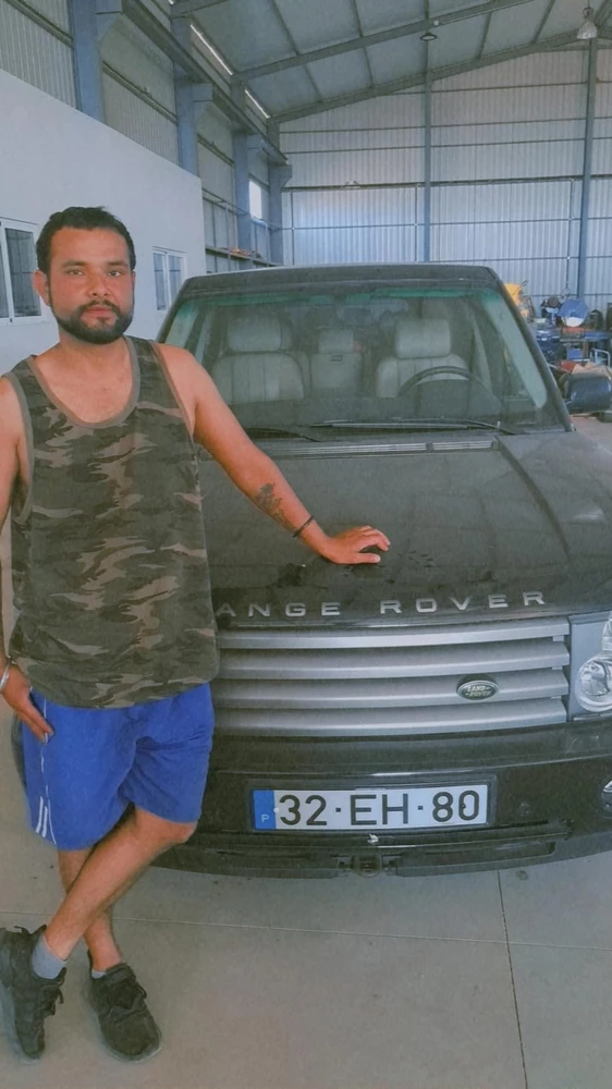 GIF uploaded by Manu