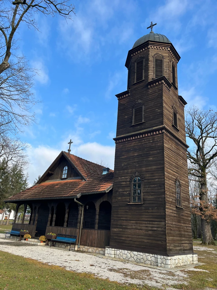 Image uploaded by Mariana ☭