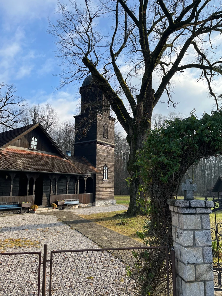 Image uploaded by Mariana ☭