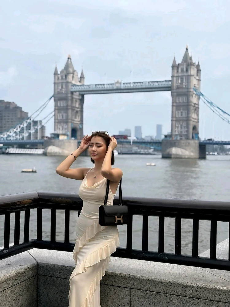 GIF uploaded by Lina