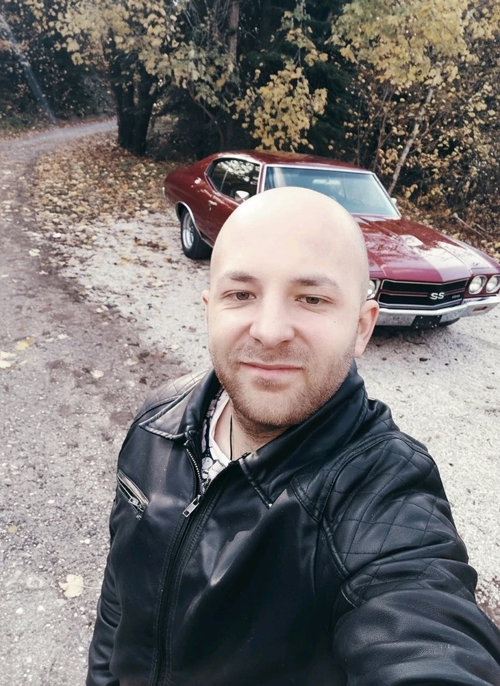 GIF uploaded by MIKE.M