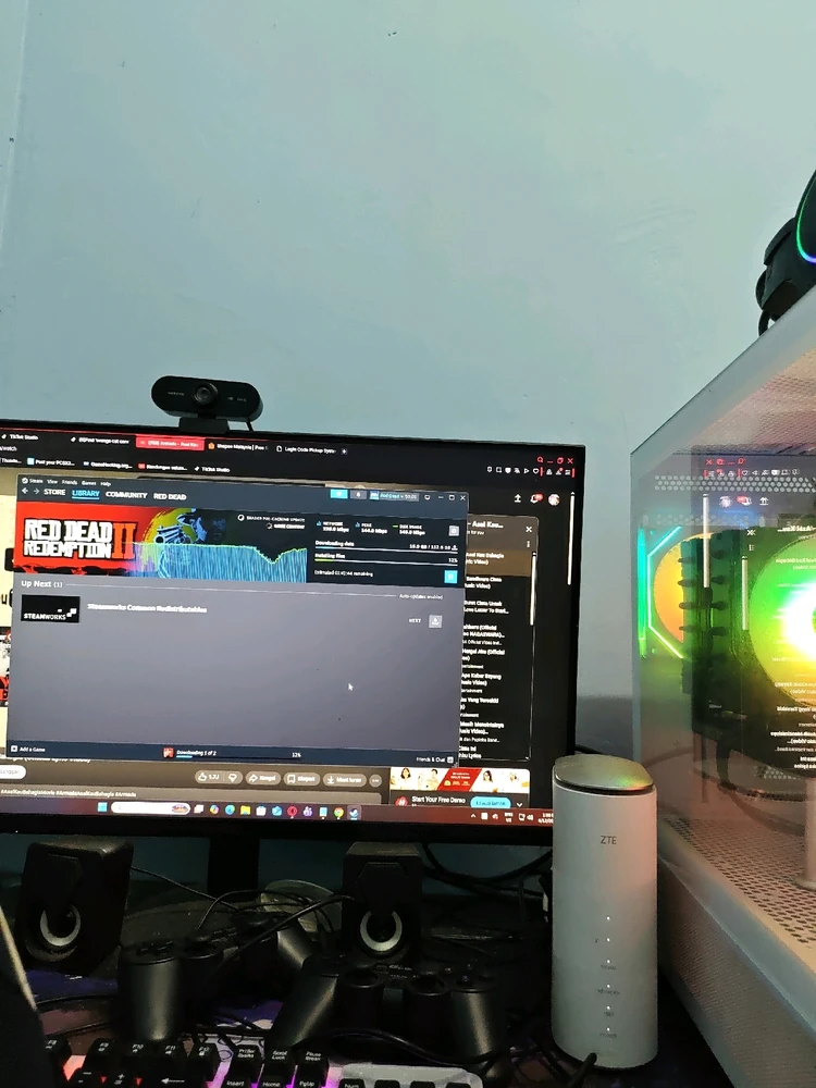 GIF dimuat naik oleh Shasyahir