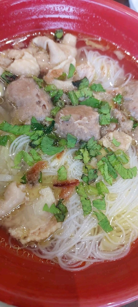 GIF na in-upload ni Aruzia