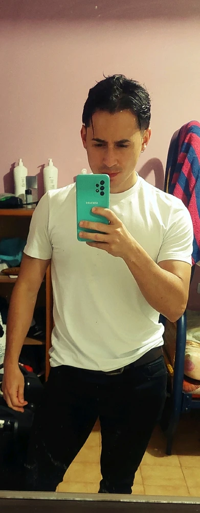 GIF uploaded by Mayk