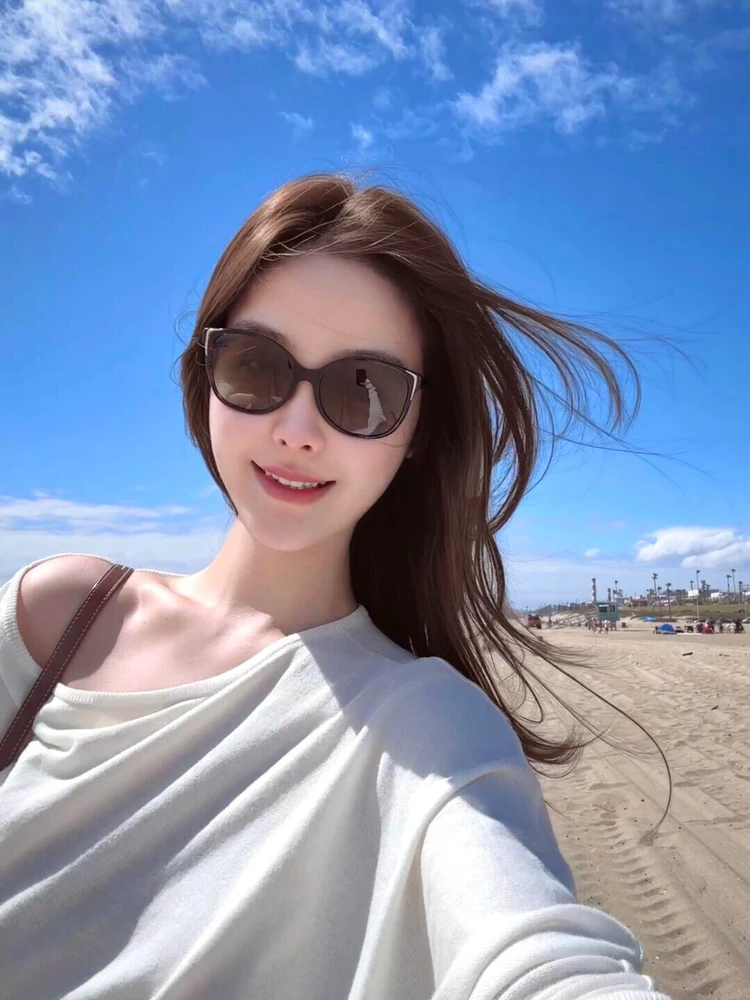 GIF uploaded by yo ko