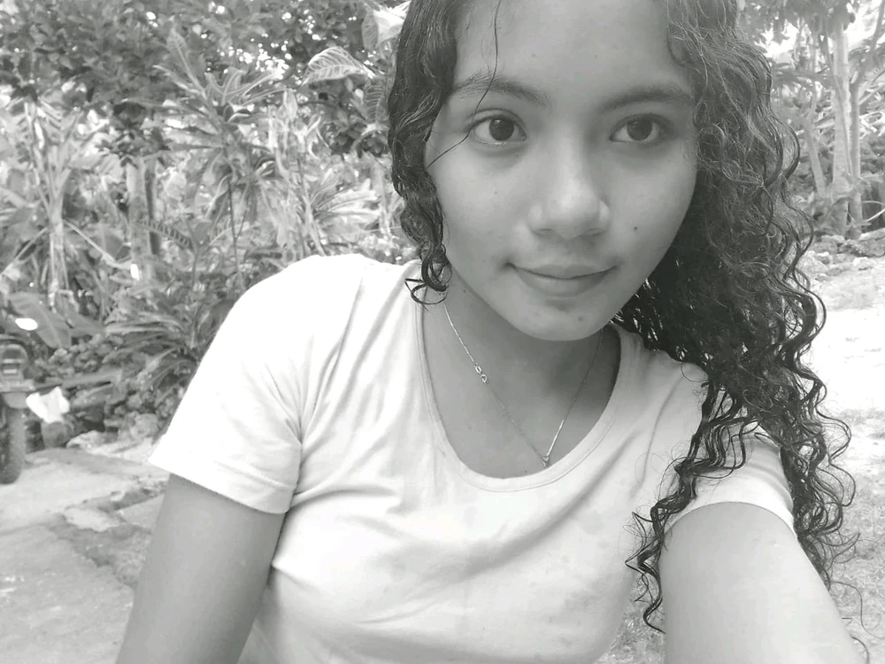 GIF uploaded by Misel