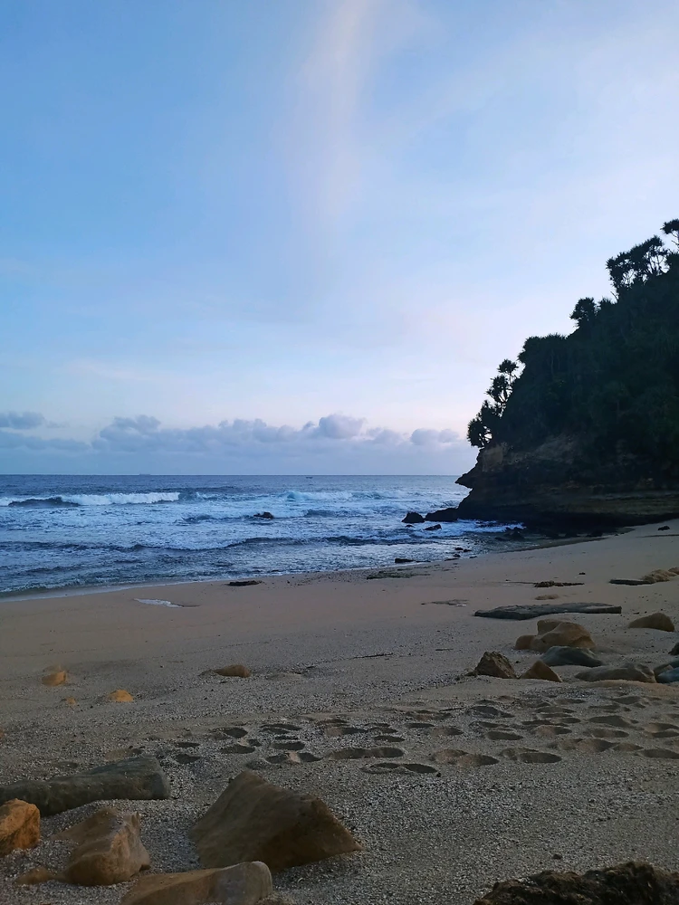 GIF uploaded by Amber