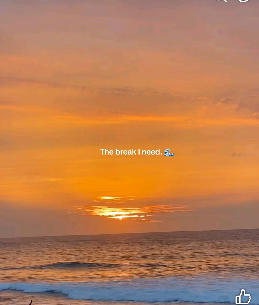 GIF uploaded by Riri