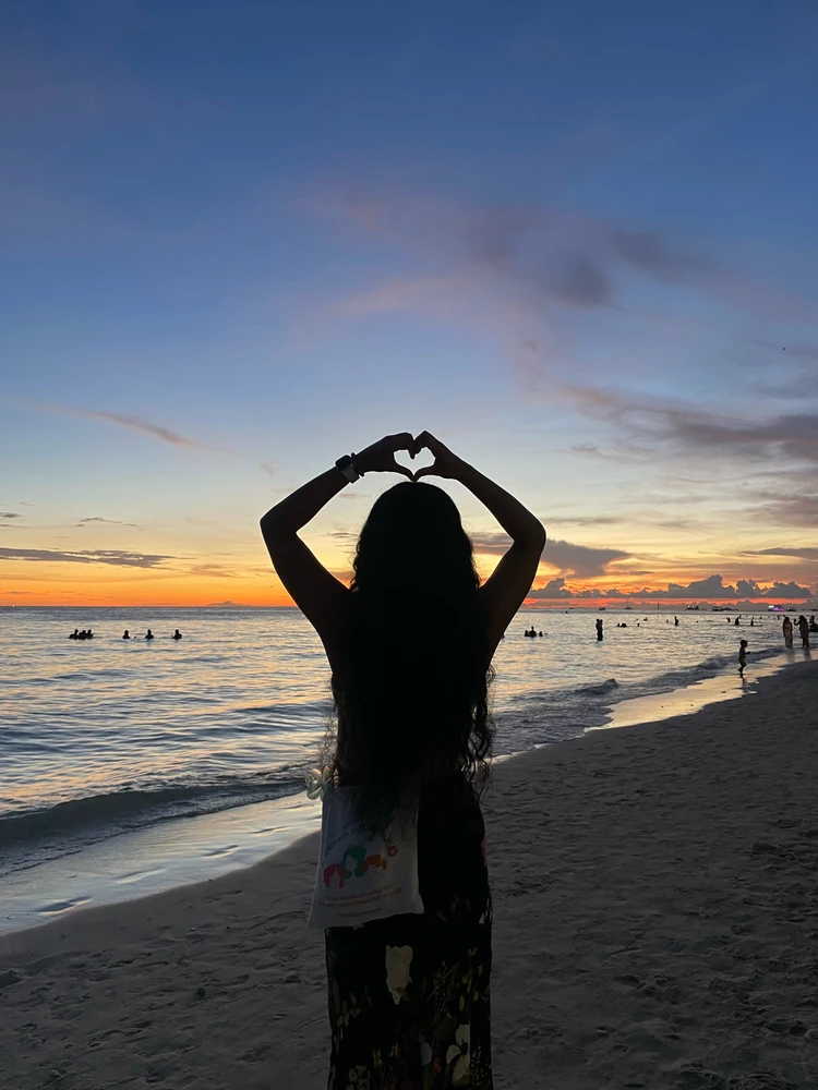 GIF diunggah dening Ai