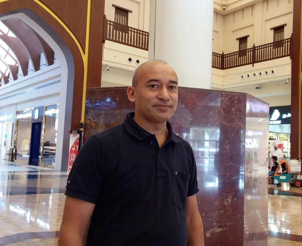 GIF uploaded by Victor