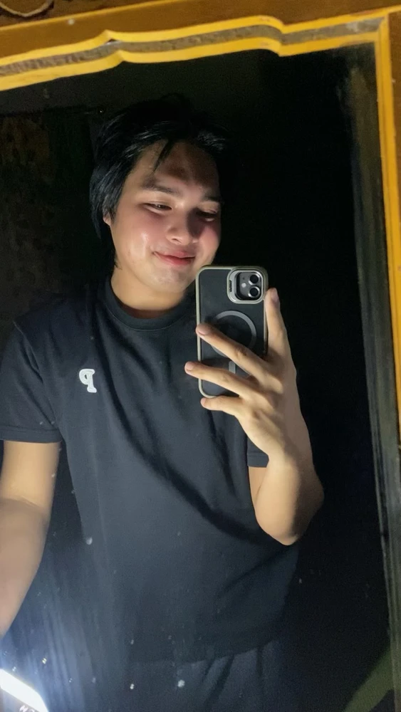 GIF uploaded by Mikeey