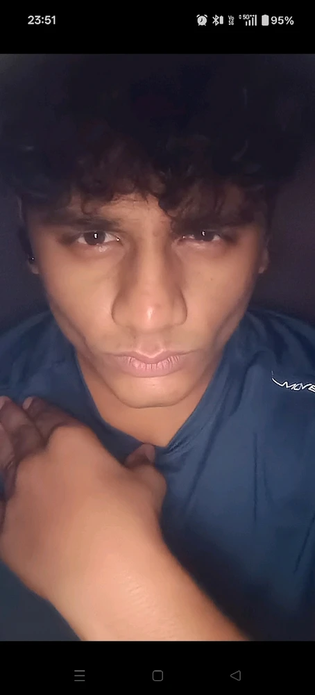 GIF diunggah dening Avnish Patil