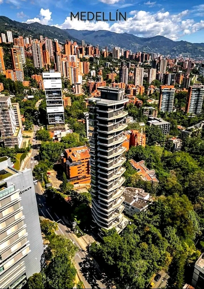 GIF uploaded by Jeniffer