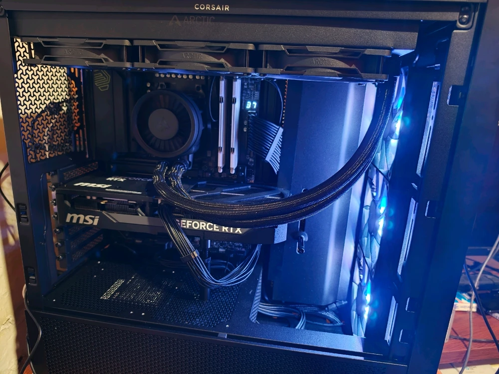 GIF caricata da Leonardo