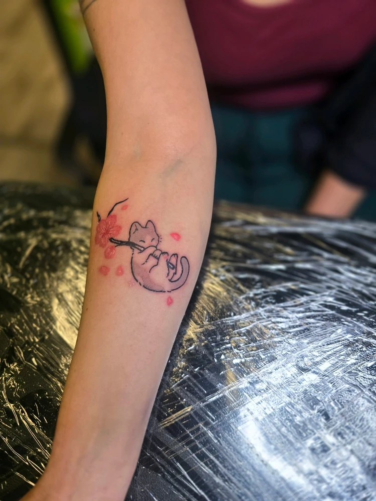 GIF uploaded by Tair