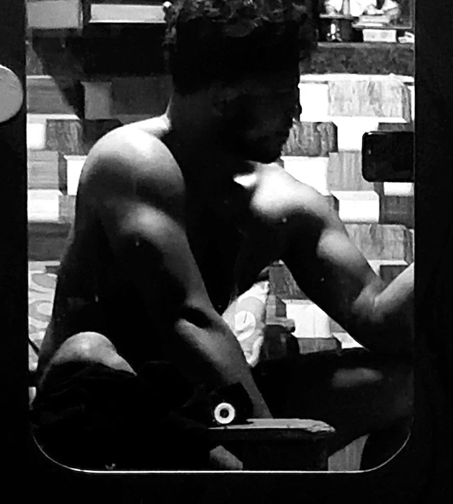 GIF uploaded by Manthn